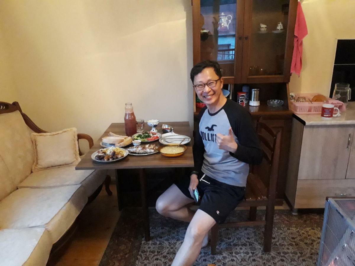 梅斯蒂亚 House Mon Amie酒店 外观 照片